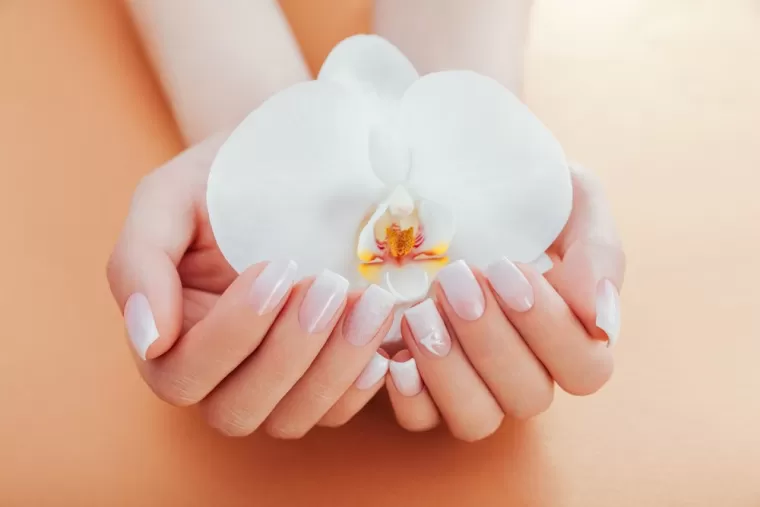 Vernis semi-permanent, Viroflay, Les Jolis Ongles d'Émilie