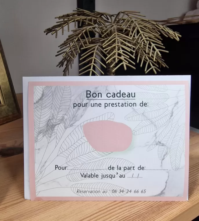 Bon cadeau pour la fête des mères chez Les Jolis Ongles d'Emilie à Viroflay , Viroflay, Les Jolis Ongles d'Émilie