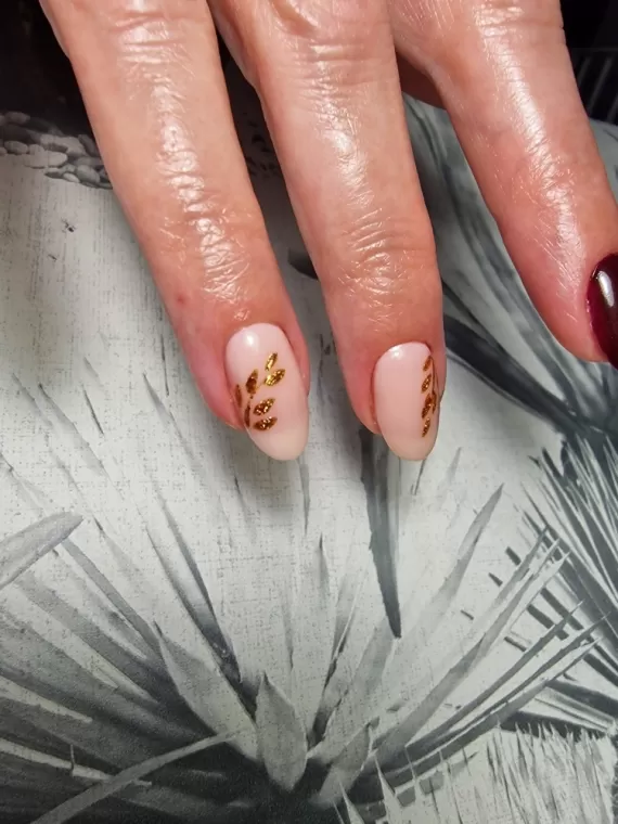 Prothésiste ongulaire pour mariage à Vélizy-Villacoublay, Viroflay, Les Jolis Ongles d'Émilie