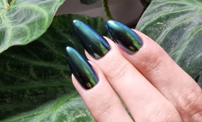 Ongles nail art chrome les Jolis Ongles d'Emilie à Viroflay , Viroflay, Les Jolis Ongles d'Émilie
